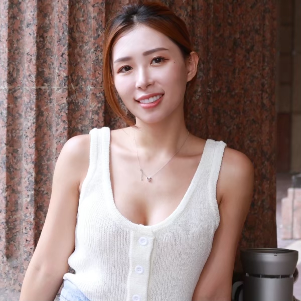 【女王波隆乳】小胸網紅IRENE模特隆乳化身美波女王-術後生活照