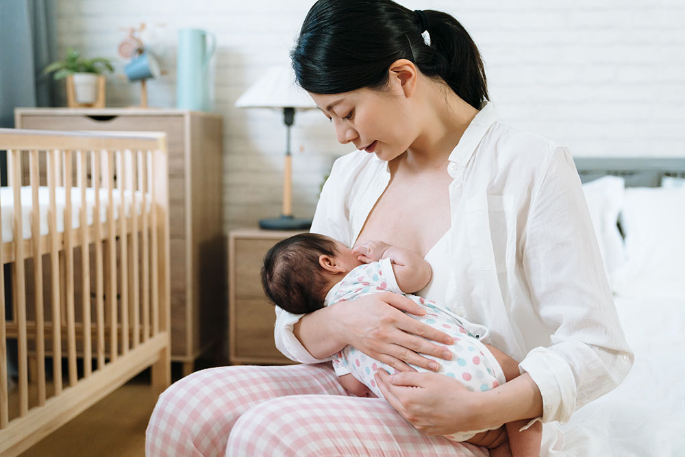 產後濕疹仍在餵母乳該怎麼辦?產後濕疹如何治療?