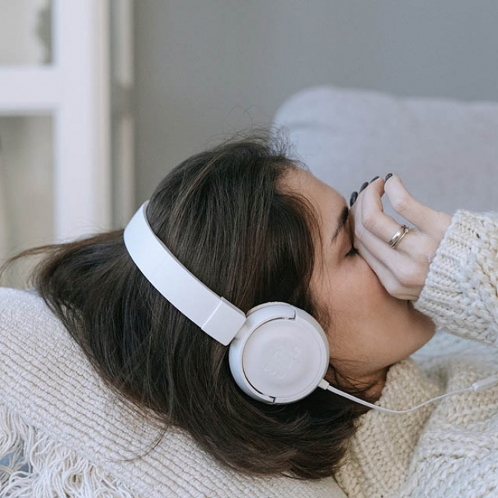 鼻中膈彎曲會造成鼻塞？睡眠呼吸中止?鼻整形還你暢快人生
