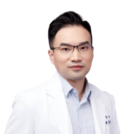 雅丰席睿診所 王冠穎醫師